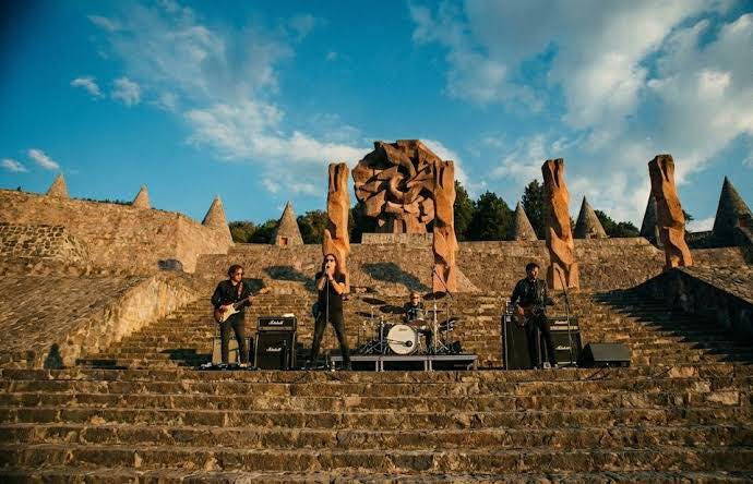 Caifanes Centro Ceremonial Otomí
